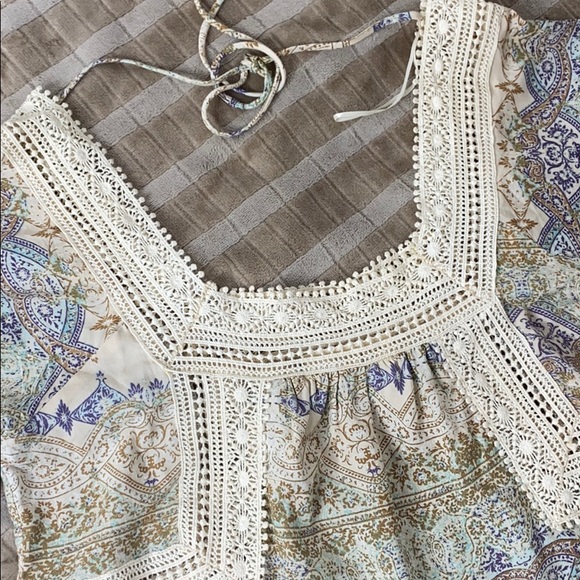 Blouse - Picture 3 of 4